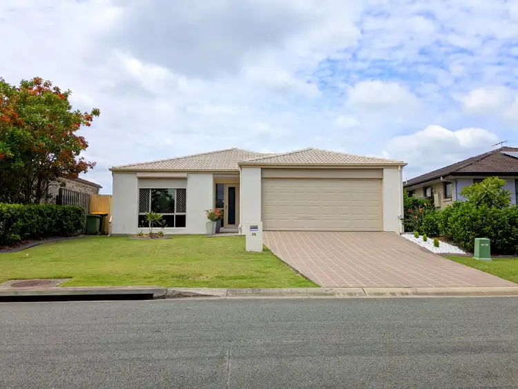 35 Hollywood Ave, Bellmere QLD 4510