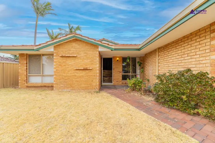 Second view of Homely house listing, 2 Ivory Court, Kingsley WA 6026