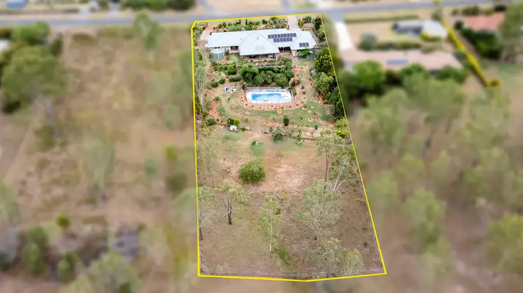 100-102 Scarvell Pl, Kooralbyn QLD 4285