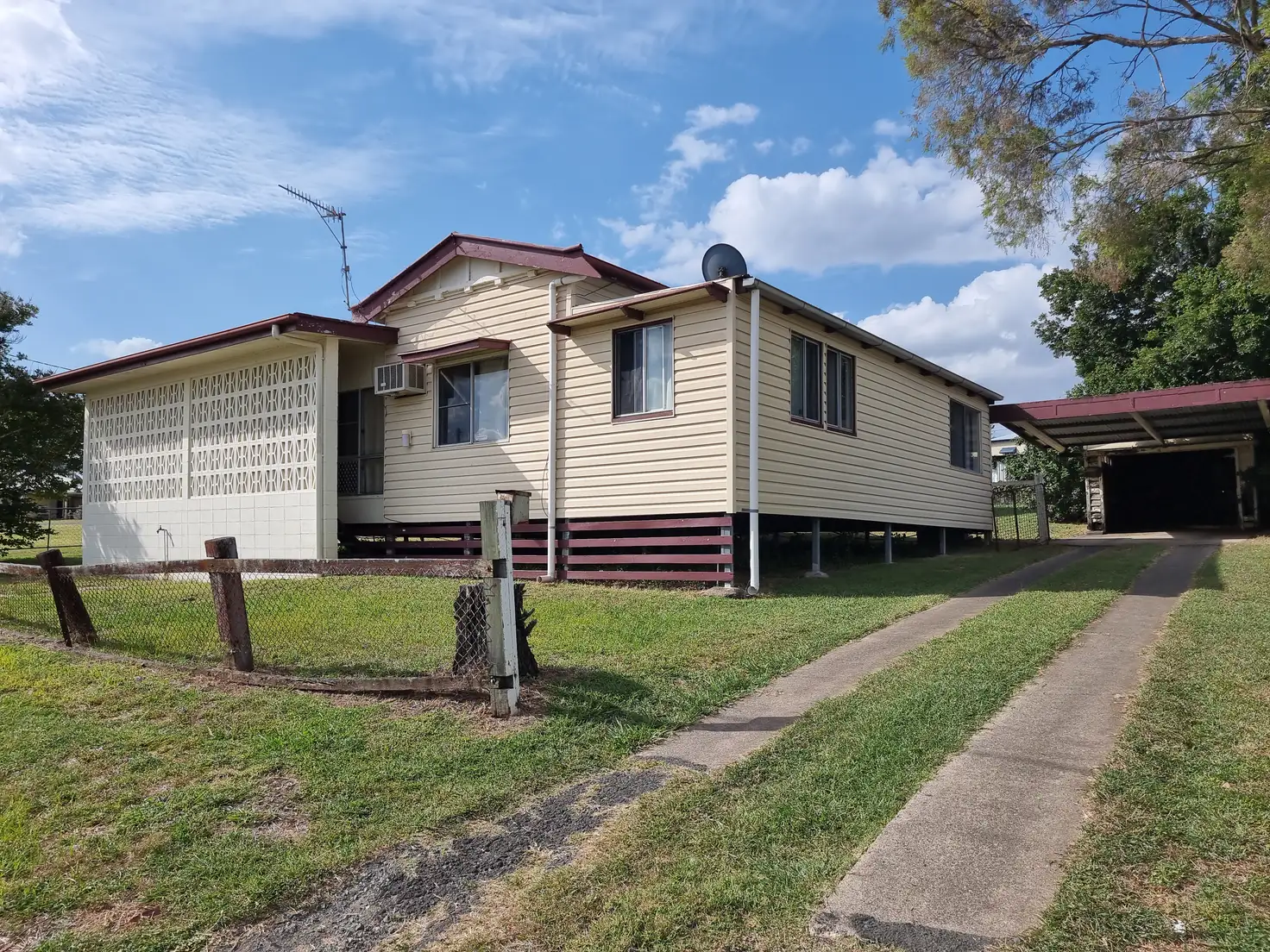 Main view of Homely house listing, 17 Kelvin St, Monto QLD 4630