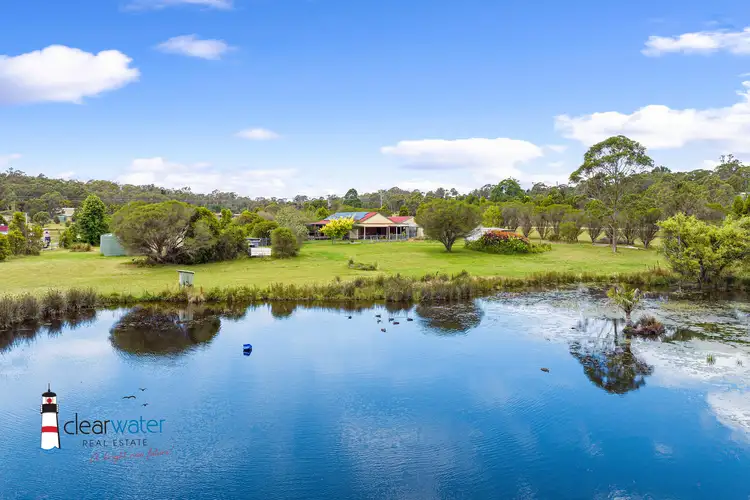 39 Pear Tree Pl, Moruya NSW 2537