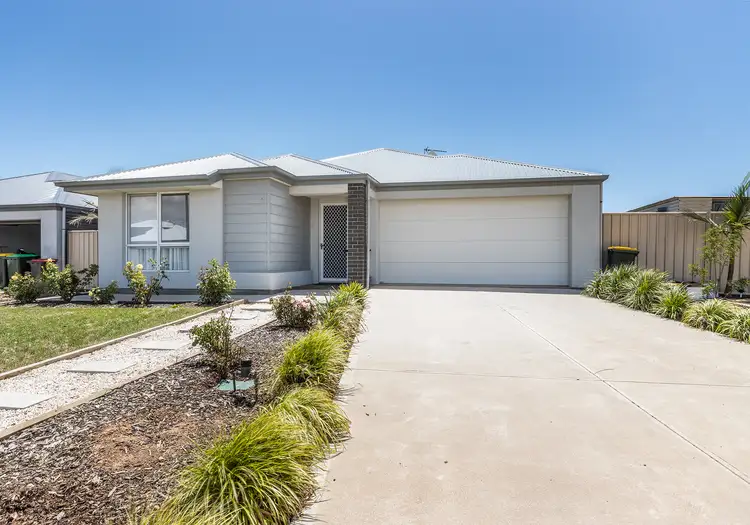 9 Matthew Flinders Dr, Wallaroo SA 5556