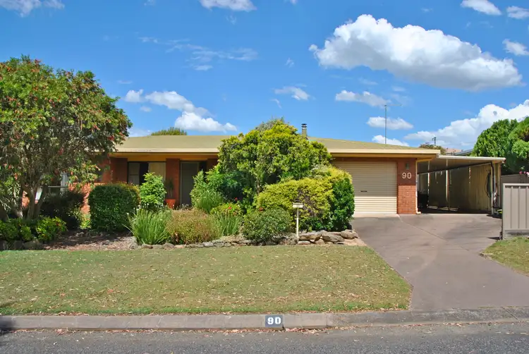 90 Weewondilla Rd, Warwick QLD 4370