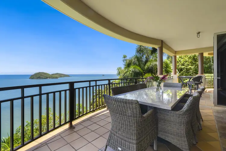 1 'Munbilla' / 17 Colonel Cummings Dr, Palm Cove QLD 4879