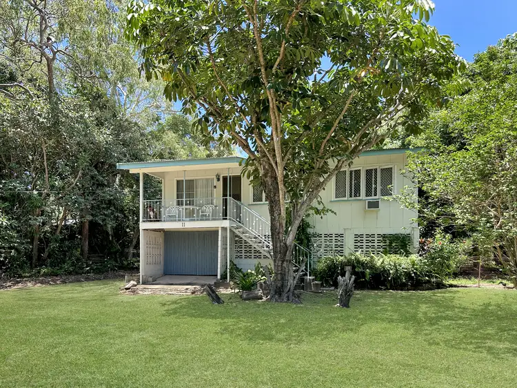 11 Magnetic St, Picnic Bay QLD 4819