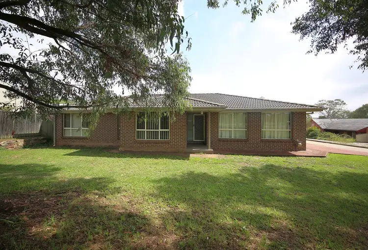 13 Remembrance Driveway, Tahmoor NSW 2573