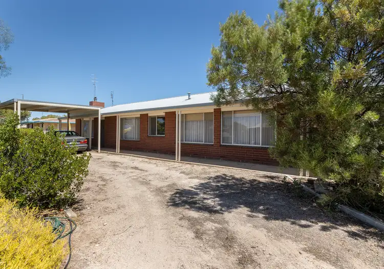 28 Monmouth St, Moonta Bay SA 5558