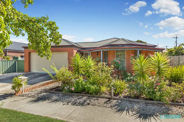 4 St James Wood Dr, North Bendigo VIC 3550
