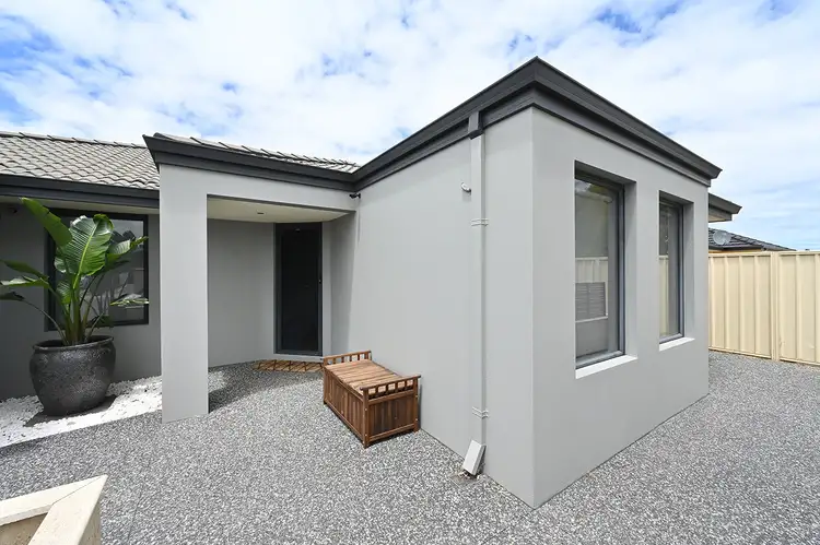 Third view of Homely house listing, 220 Golf Links Dr, Carramar WA 6031