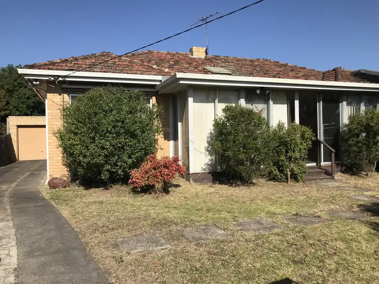 6 Mimosa Ave, Oakleigh South VIC 3167