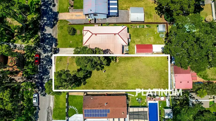 304 The Park Dr, Sanctuary Point NSW 2540