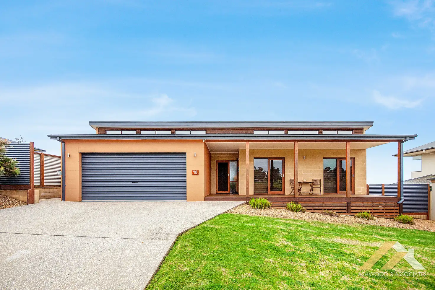 Main view of Homely house listing, 18 Sea-Lakes Cl, Lakes Entrance VIC 3909