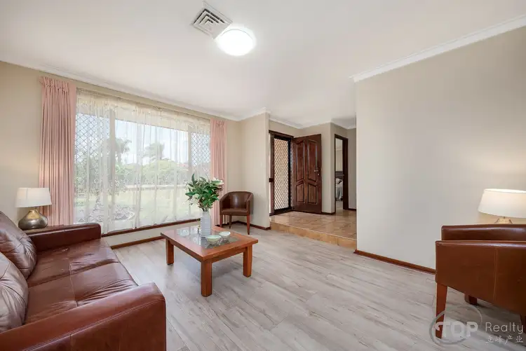 Second view of Homely house listing, 7 Macquarie Way, Willetton WA 6155