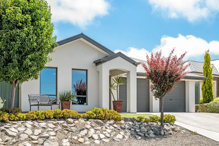 7 Chambers Ct, Encounter Bay SA 5211