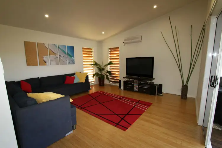 21 Voyager Street, South Mission Beach QLD 4852