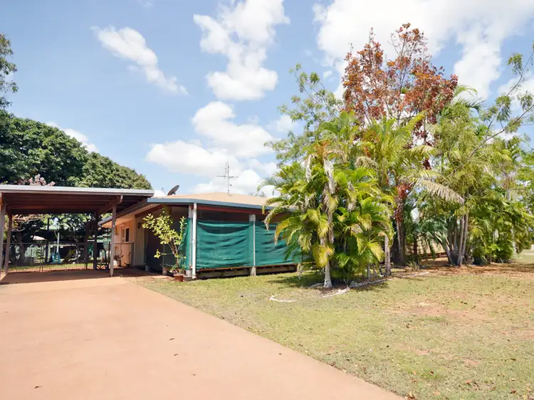 1/1 Bombax Ct, Nanum QLD 4874