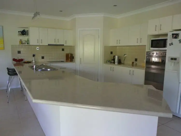 15 Spinnaker Street, South Mission Beach QLD 4852