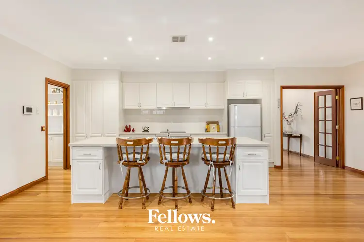 Fifth view of Homely house listing, 2 Johnsons Place, Pakenham VIC 3810