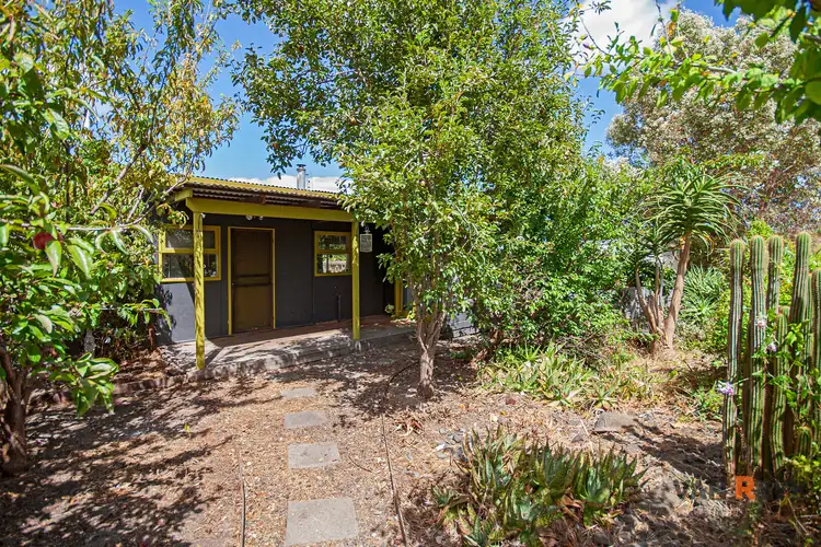Main view of Homely unit listing, Unit 2/505 Great Alpine Rd, Sarsfield VIC 3875