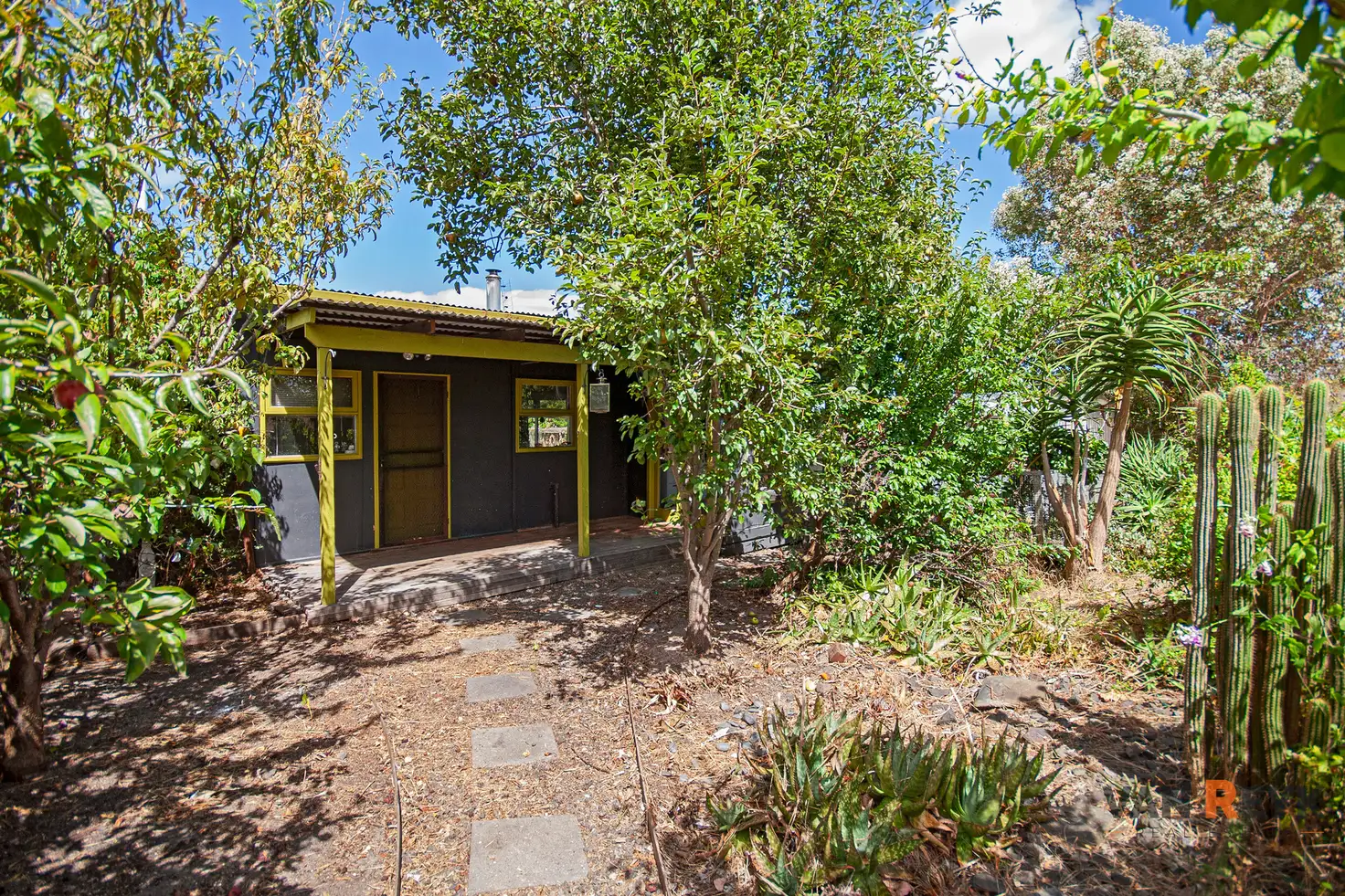 Main view of Homely unit listing, Unit 2/505 Great Alpine Rd, Sarsfield VIC 3875