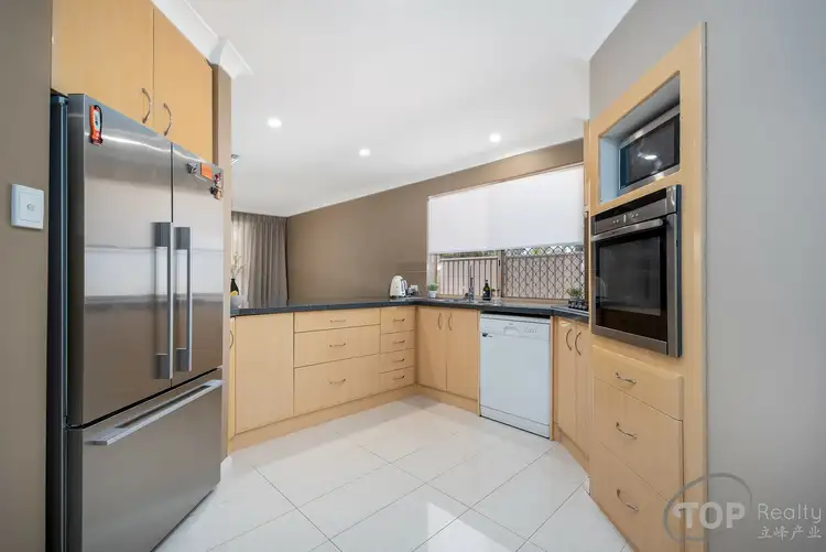 Sixth view of Homely house listing, 1 Musgrave Court, Willetton WA 6155