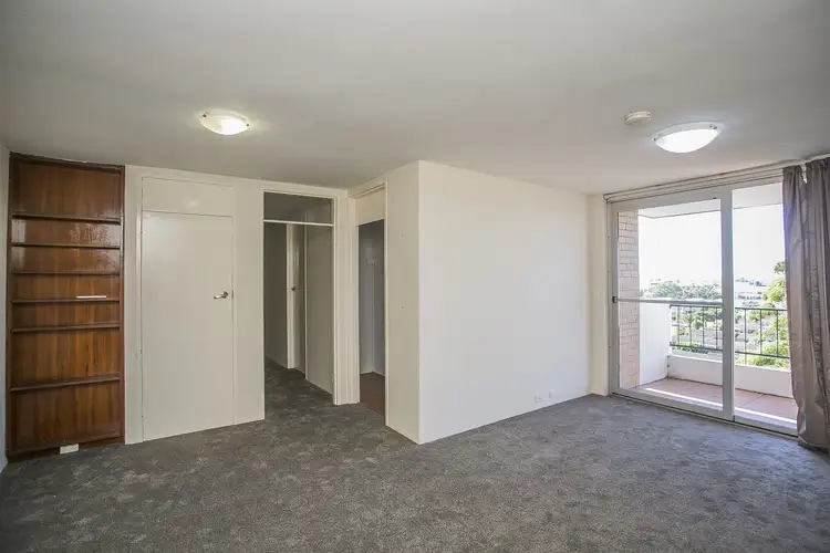 Unit 97/16 Leeder St
