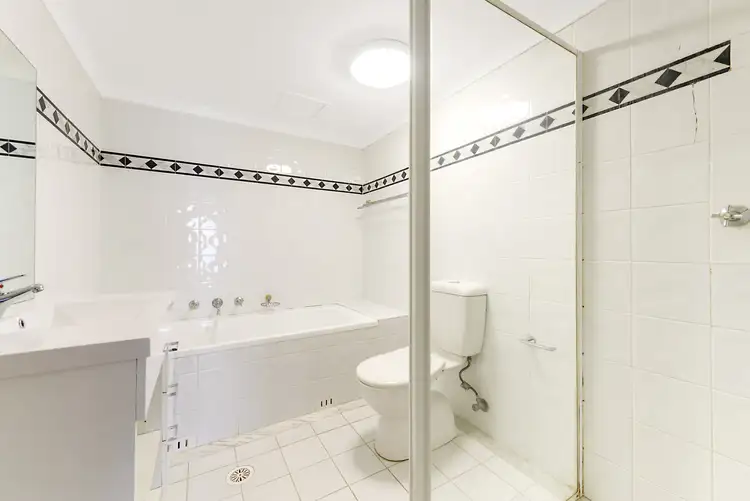 Fifth view of Homely apartment listing, 380/303-307 Castlereagh St, Haymarket NSW 2000