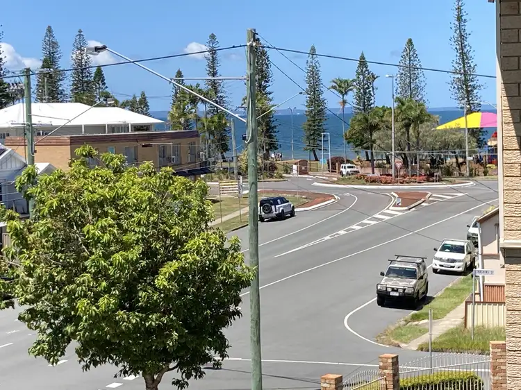 Unit 2/13 Macdonnell Rd, Margate QLD 4019