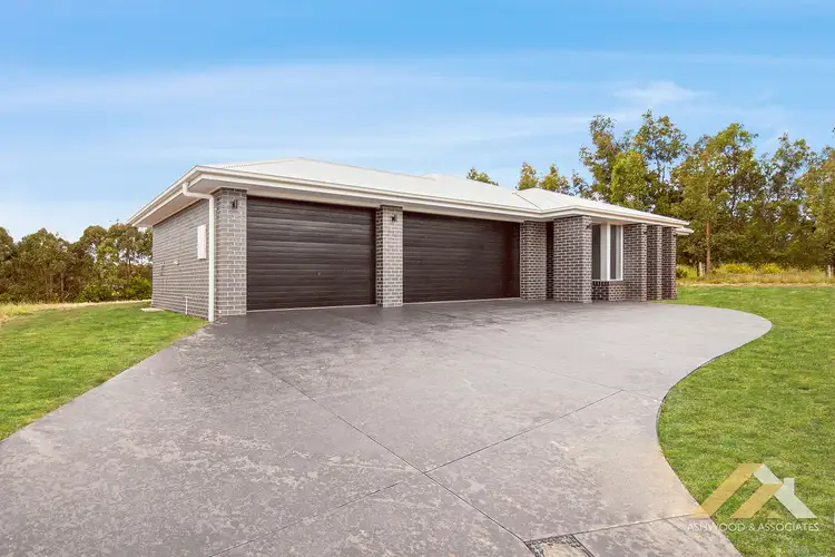 Second view of Homely house listing, 3 Kearnys Place, Nicholson VIC 3882