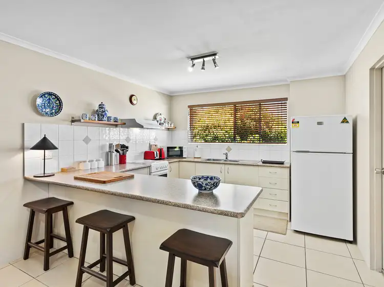 Seventh view of Homely unit listing, Unit 4/16 Bibimulya St, Bellara QLD 4507