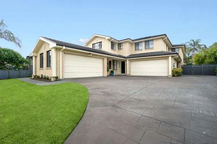 Unit 1/34 Lurnea Cres, Valentine NSW 2280