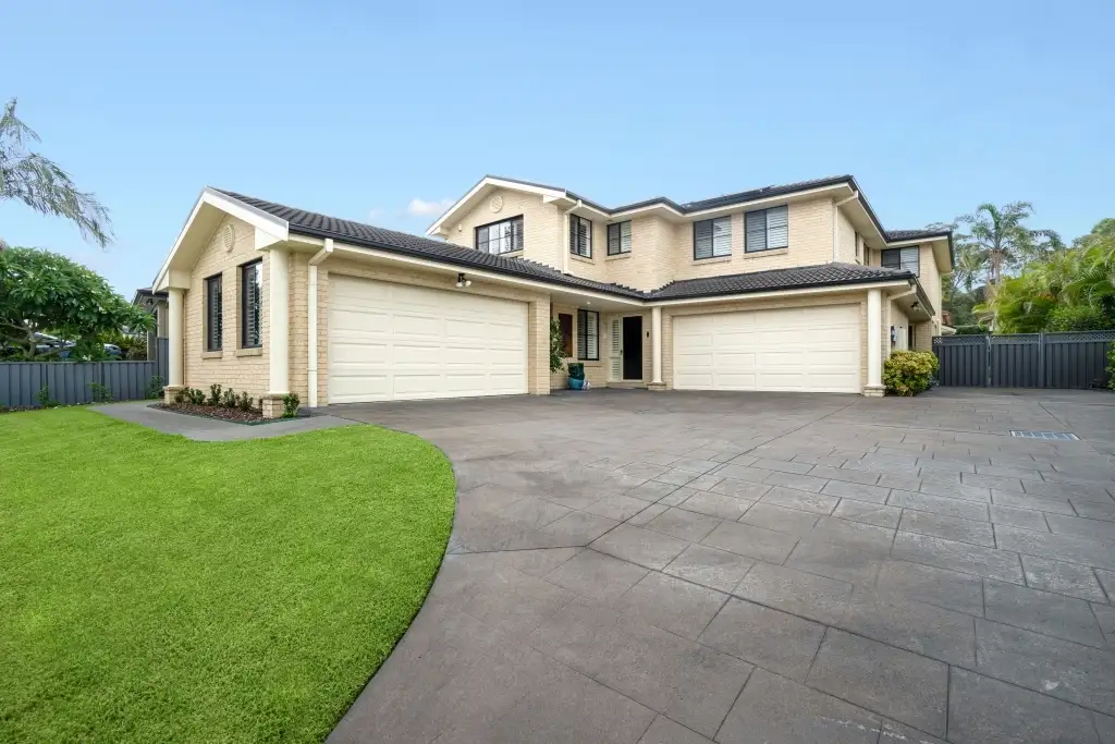 Main view of Homely townhouse listing, Unit 1/34 Lurnea Cres, Valentine NSW 2280