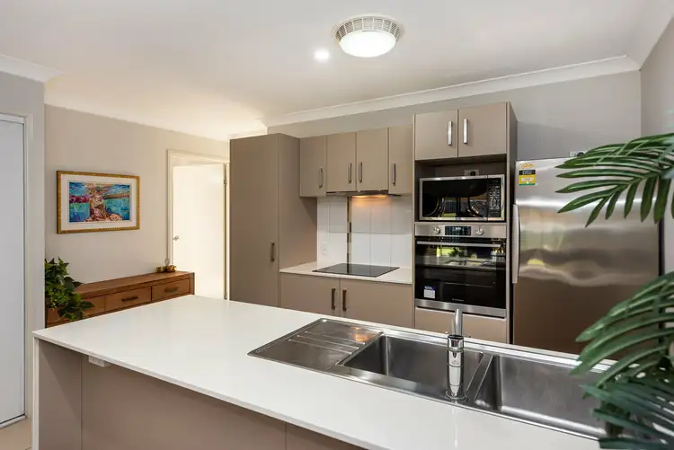 Second view of Homely unit listing, Unit 2/160 Glenvale Rd, Glenvale QLD 4350