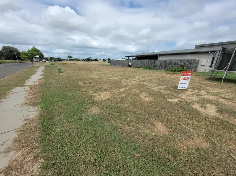 16 Penrose Cct, Blackwater QLD 4717