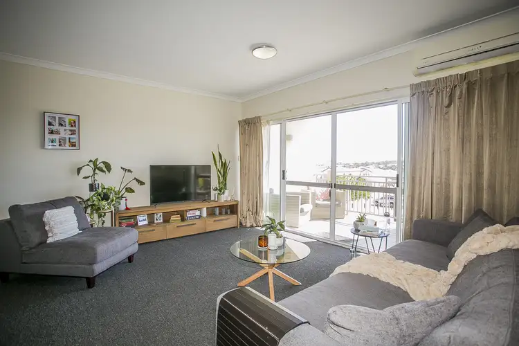 Level 1 Unit 16/10 Pavonia Link, Clarkson WA 6030