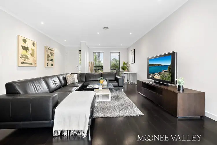 Second view of Homely house listing, 39 Ringtail Circuit, Maidstone VIC 3012