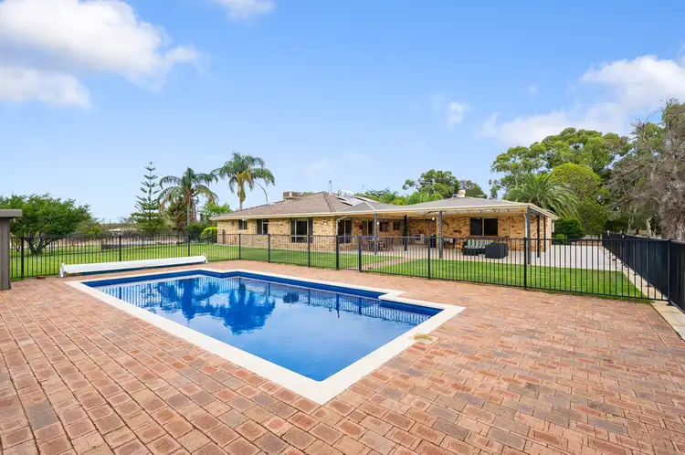 41 Brockwell Pl, Oakford WA 6121