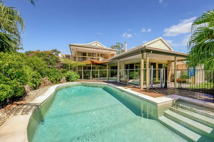 122 Karawatha Dr, Mountain Creek QLD 4557