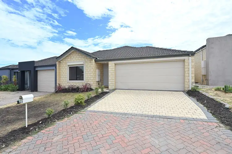 35 Santa Rosalia Vsta, Sinagra WA 6065
