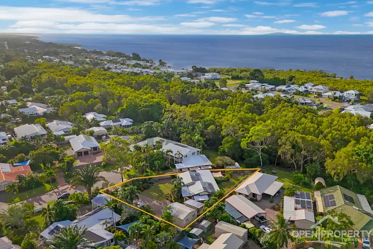 Second view of Homely house listing, 6 Linum Ct, Bushland Beach QLD 4818