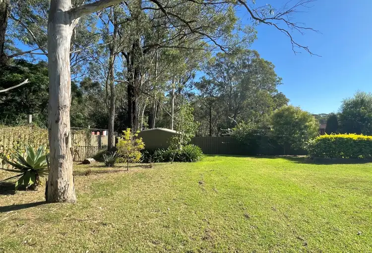 Fifth view of Homely house listing, 18 Winpara Cl, Tahmoor NSW 2573