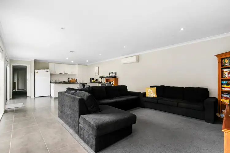 Fifth view of Homely house listing, 28 Roscommon Dr, Traralgon VIC 3844