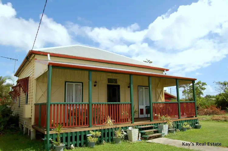 31 BURNETT HEADS Road, Burnett Heads QLD 4670