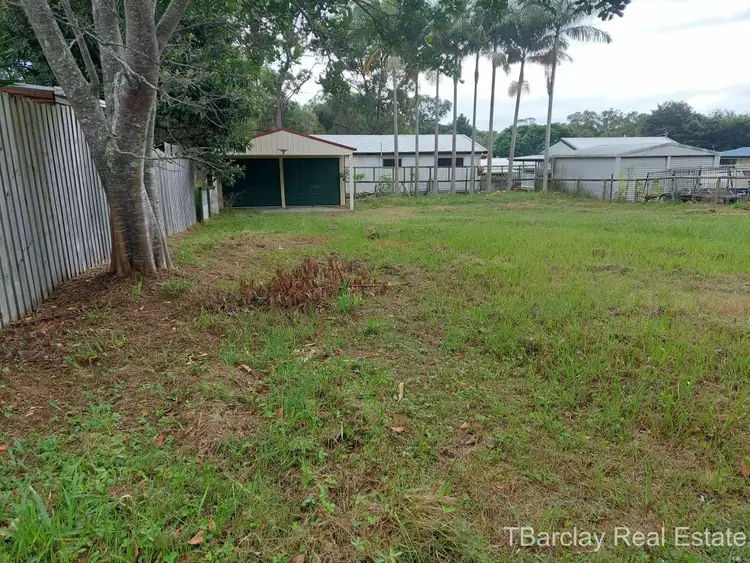 11 Vine St, Macleay Island QLD 4184