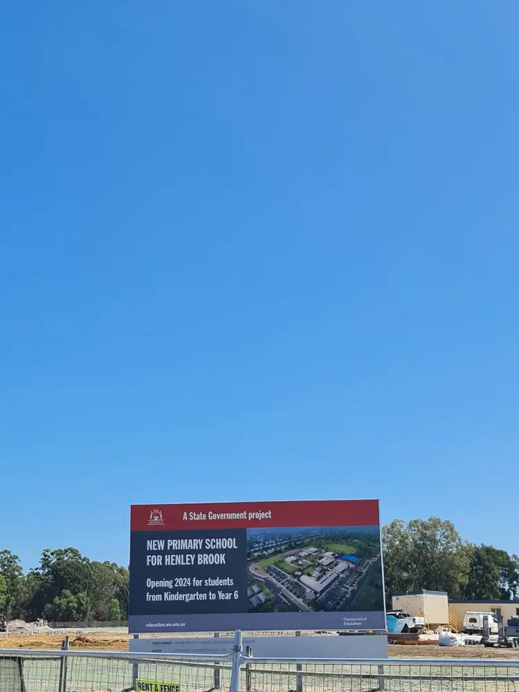 292 Park St, Henley Brook WA 6055