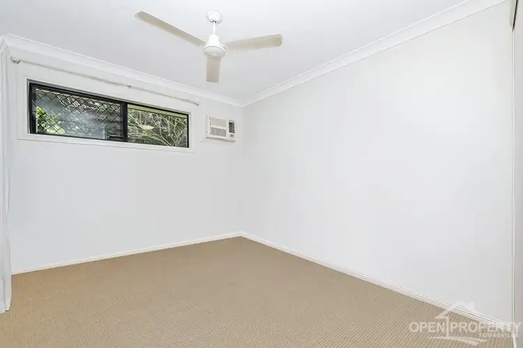 Fifth view of Homely semi-detached listing, 7 Crista Ct, Kelso QLD 4815