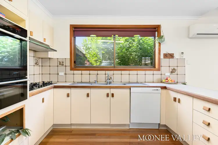 Fourth view of Homely house listing, 20 Larwood Close, Avondale Heights VIC 3034