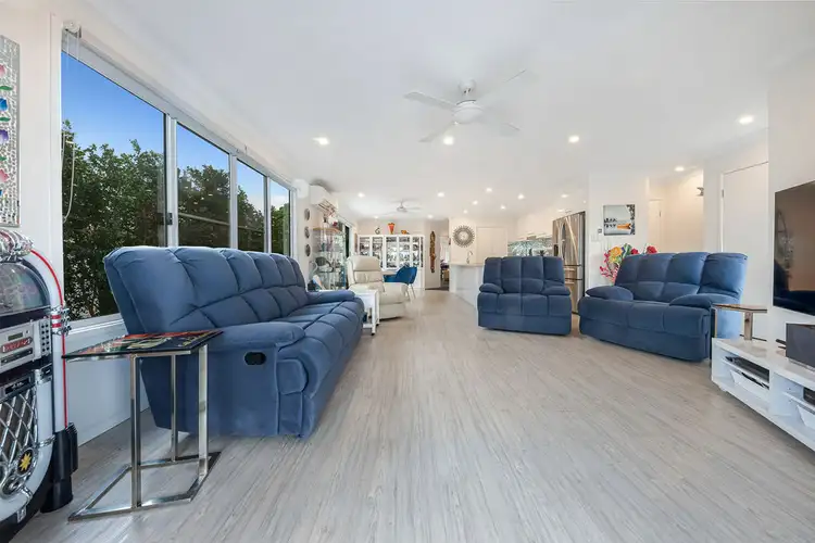 15 Sunrise Dr, Maroochydore QLD 4558