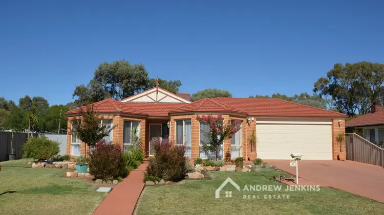 37 Sturt St, Cobram VIC 3644