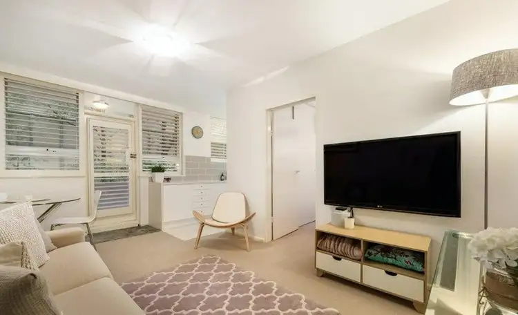 Unit 11/86 Ruskin St, Elwood VIC 3184